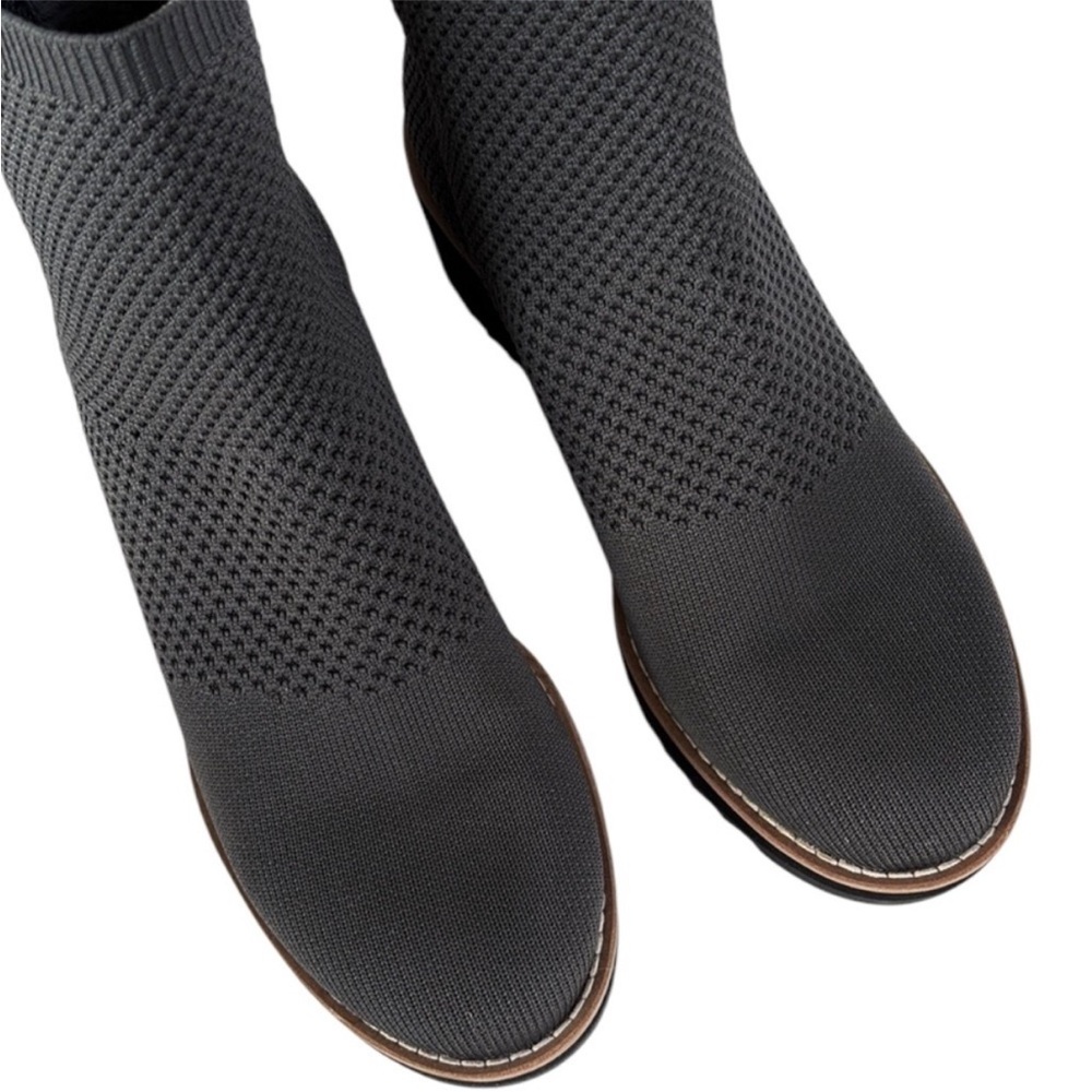 EUC Eileen Fisher London Stretch Knit Booties Grey Size 6 1/2 - Picture 4 of 11